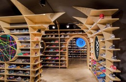 sneaker store in poland